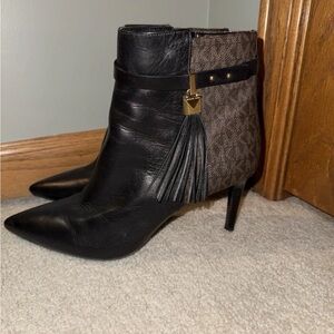 Michael Kors Women’s Brown Leather Stiletto Booties- Size 10